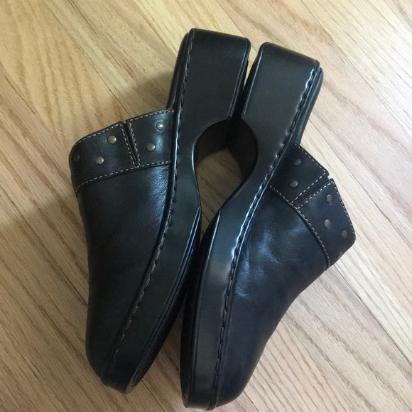 Born Black Leather Clogs Size 8 - Picture 5 of 11